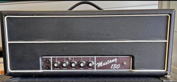 Nomad Mustang 130 amplifier